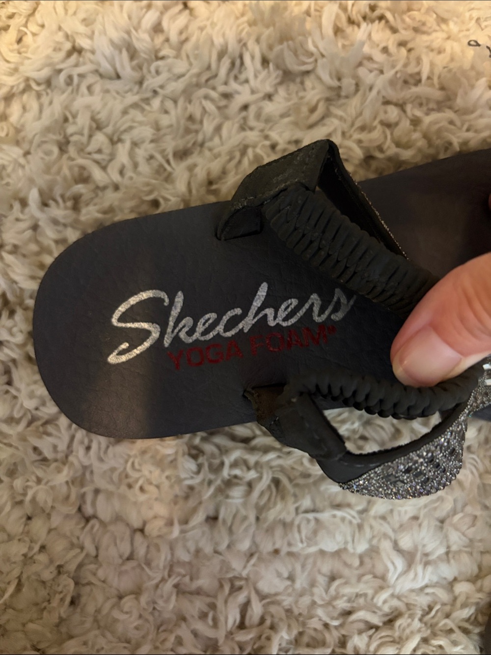 Sketchers yoga foam sandals - Picture 2 of 5